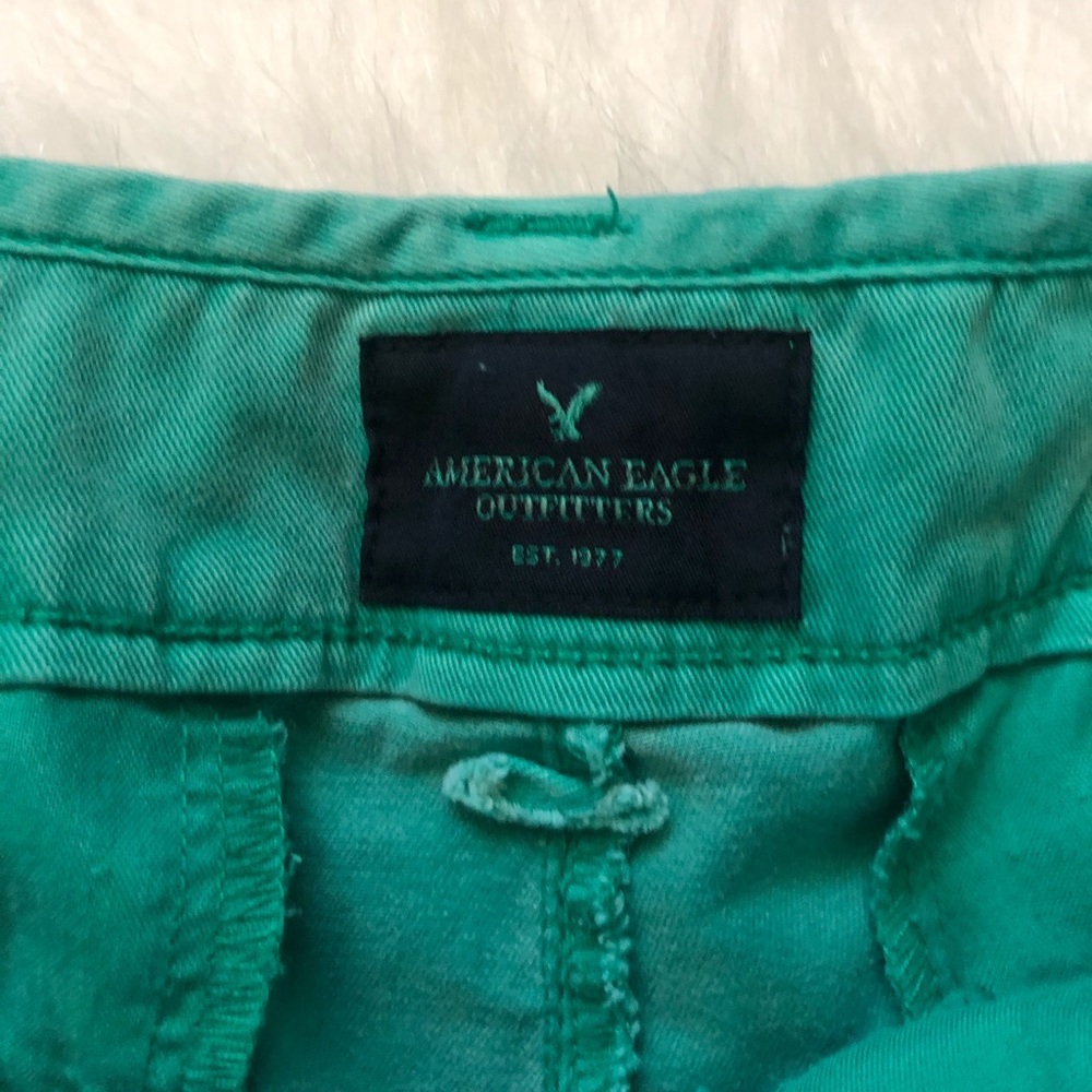 Pretty blue AE shorts - Picture 5 of 6